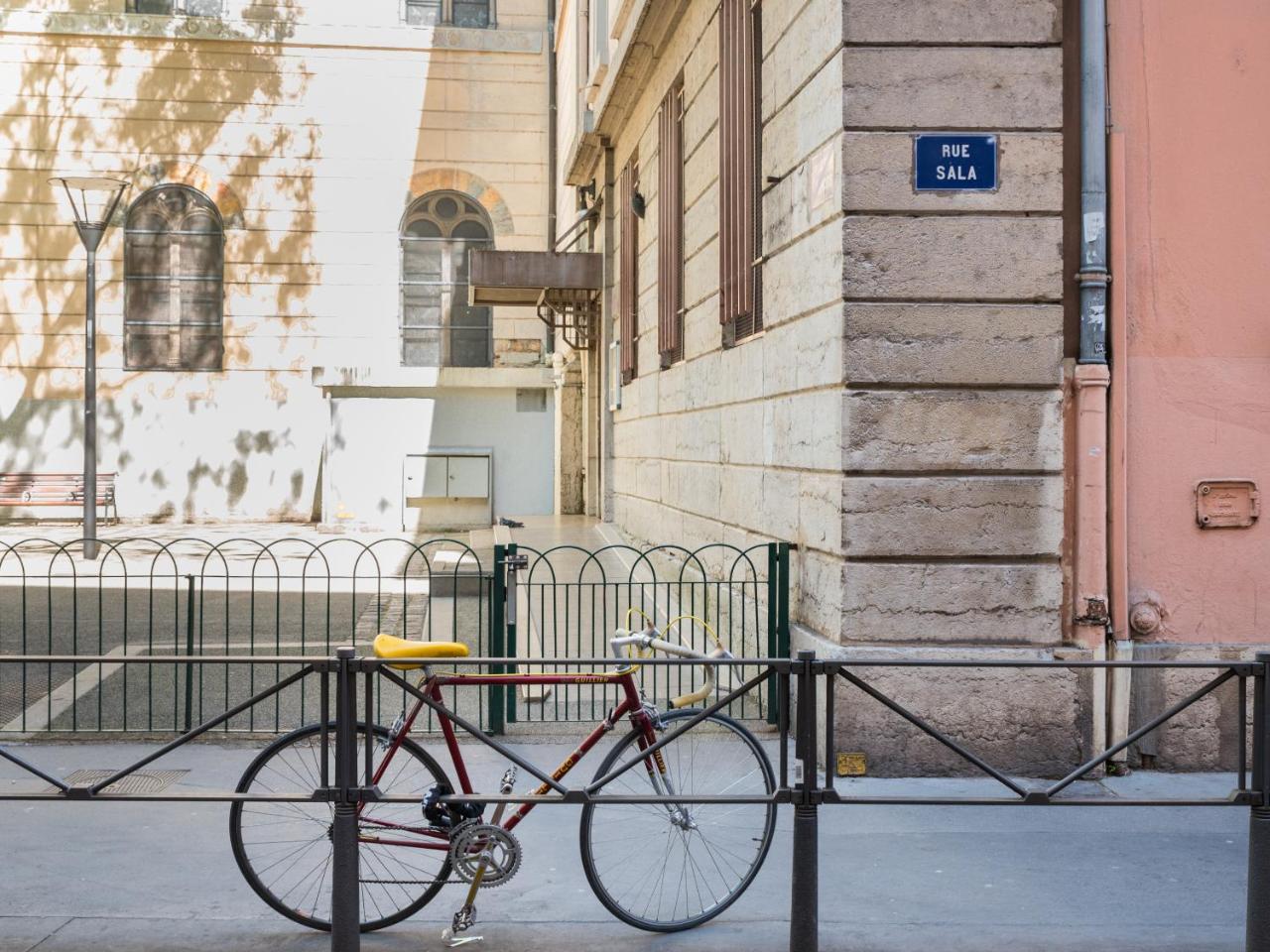 Mihotel Bizolon Lyon Dış mekan fotoğraf